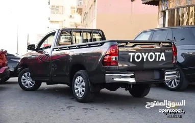  9 جير عادي تويوتا بيك اب كبينة واحدة Toyota Hilux 2023