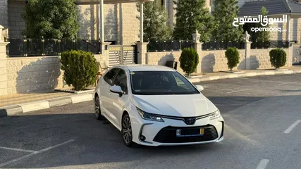  1 Toyota Corolla 1800 hybrid   عداد قليل و ولا غرام بوية إضافات مميزة و بسعرررررررررررررر حررررررررقق
