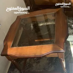 4 طقم طاولة وسط مع طاولتين جانبيات للبيع