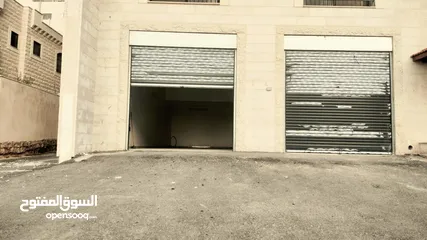  2 محلان جديدان للبيع بمساحة 105 م2  رام الله  بيتونيا ، بجانب مسجد سيف الدين بناء وتشطيب جديد
