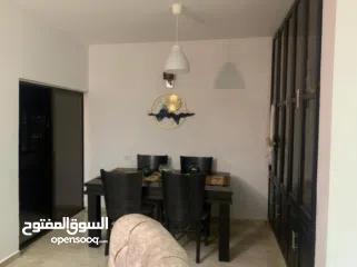  4 شقه للايجار