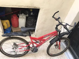  1 بسكليت للبيع 
بسعر حرق