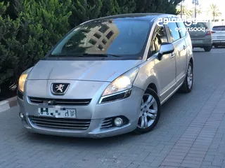  2 كااااش فقط 27.999 بيجو 5008 اوتوماتيك  1600 بنزين  بانوراما  جنط مغنسيوم  كواشيك جديدة شاشة كراسي  ح