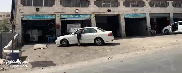  6 فرصة للاستثمار 4 محلات بموقع مميز