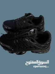 4 حذاء LIANGGO صناعي بقدمة حديد - تقريبا لم يستعمل