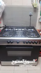  5 cooking range very good condition Working excellent up and inside