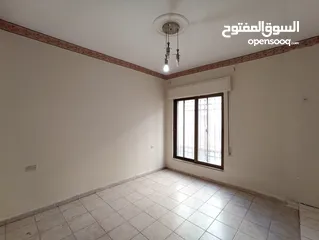 3 شقة غير مفروشة للإيجار 200م2 ( Property 18990 )-175072800