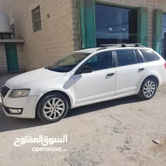 1 سكودا ستيشن 2015