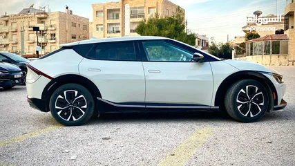  13 Kia EV6 Electric لونج رينج دوول موتور دفع رباعي اعلى صنف/بطارية كبيرة