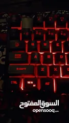  9 "عيش تجربة اللعب الكاملة مع كيبورد RGB بإضاءة متغيرة وتحكم كامل"