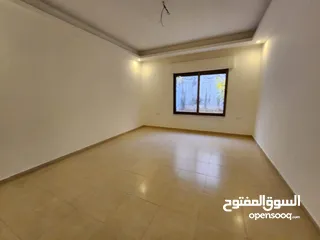  20 شقة فارغة للبيع في دير غبار  ref : 14242