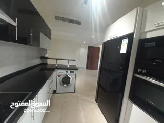  5 شقة للايجار في دير غبار