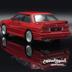  4 مجسمات سيارات 1\24 منوعة ماركات عالمية مايستو ويلي بوراغو جادا