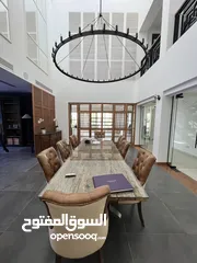  16 فیلا فخمة للبیع منطقة راقیة /Luxurious villa for sale in an upscale area /