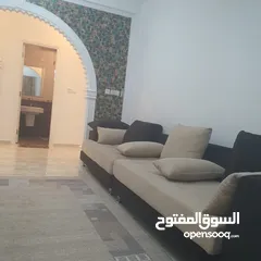  10 شقة مؤثثة مجهزة بالكامل ببوشر منطقة جامع الأمين للبيع