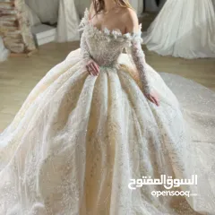  10 فساتين زفاف وخطوبة بالجملة