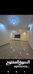  1 شقه فارغه للايجار ـ موقع مميز جدا ـ ضاحيه الرشيد - طابق ارضي ـ حديقه 150 متر