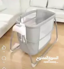  2 تخت هزاز بحالة ممتازة يعمل على الكهرباء معه ريموت