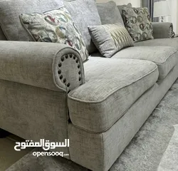  2 طقم كنب نضيف للبيع استعمال بسيط