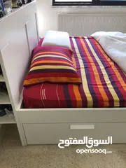  6 خزانة مع سرير
