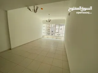  7 غرفتين وصاله و3 حمام وبلكونه بالشارقه منطقه التعاون