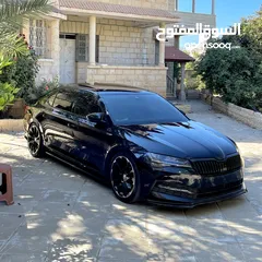  1 سوبيرب سبورت لاين 4X4.