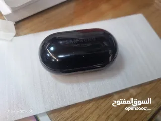  2 Galaxy buds plus