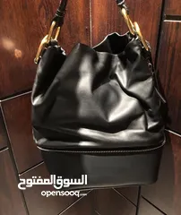  21 جميع القطع اصليه غير مستعمل للبيع لداعي الصفر  All Bags are new unused for sell for traveling reason