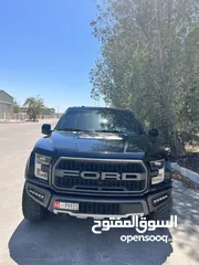  8 Ford Raptor full option 2018 excellent condition GCC specs