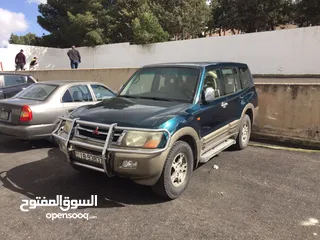  3 ميتسوبيشي باجيرو للبيع موديل 2002