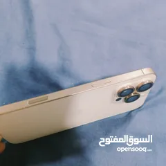  4 ايفون 16 برو ماكس