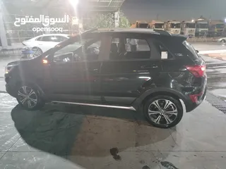  8 سيارة للبيع