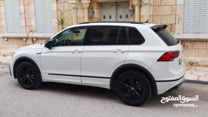  3 Volkswagen Tiguan R-line Black Edition 2021 2.0TSI 4motion