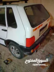  1 سيارة فيات اونو موديل 1991