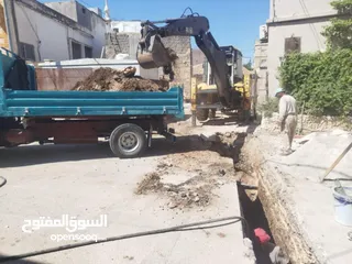  2 حفارة/ جرافة جي سي بي