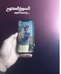  1 iPhone 11 للبيع كااش