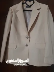  4 بليزرين يتاتي و طقم بليزر و بنطلون  و بنطلون حمل  و كاب ربيعي