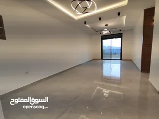  6 شقة فاخرة للبيع – الطيرة / امتداد شارع المطل