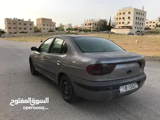  1 رينو ميجان 2000 للبيع