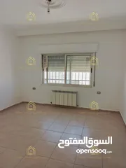  9 شقة مميزة - الجبيهة - 3نوم1ماستر - 220م - بلكونتين بإطلالــــه مميزة - قرب الخدمات العامة