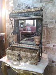  1 مرآه حديد مع درج قش للمداخل والحوش