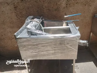  7 اغراض مطعم شبه مستعملة بحالة جيدة جدا