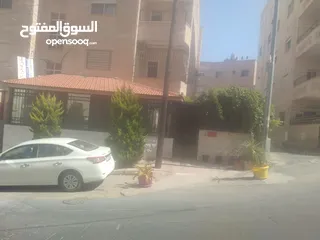  5 شقة لقطططة للبيع