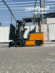  2 TCM 2.5 ton electric forklift made by japan in very good condation