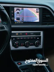  12 سيات ليون إكسلانس