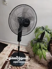  1 مروحه ستاند 5 فراشات استعمال ثلاث شهور وكاله