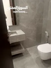  6 شقه للبيع في عبدون- ref:14680