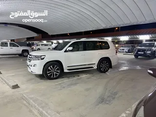  1 VXR وايت اديشن