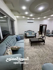  9 بيت للبيع أربد شارع البترا شمال اربد مول