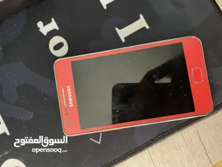  10 للبيع جهازين جوالات وطابعة نوع ليكس مارك وطقم كنب برتقالي نظيف جدا 4 طقم